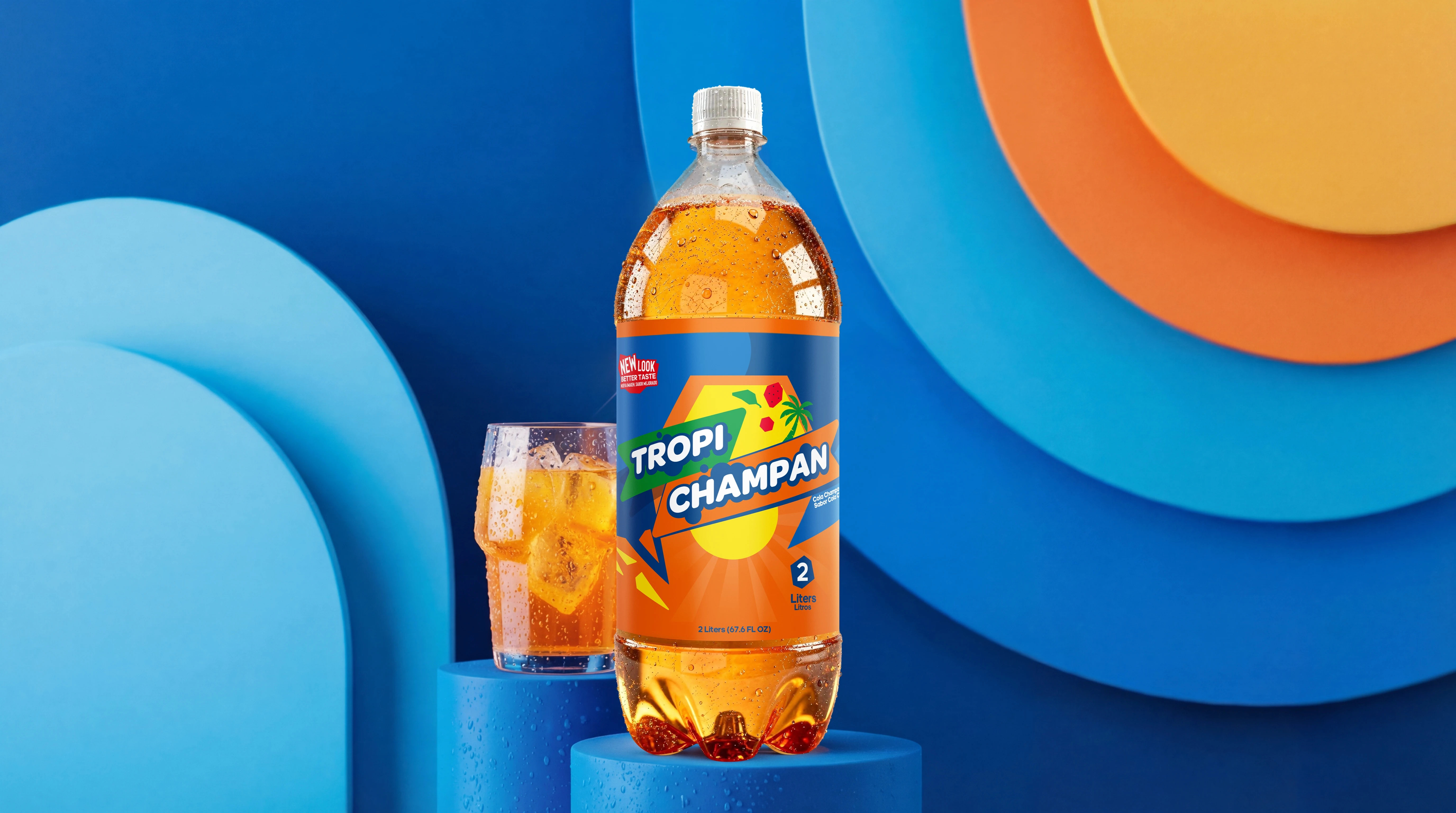 Botella y vaso de Tropichampan sobre un fondo azul y naranja